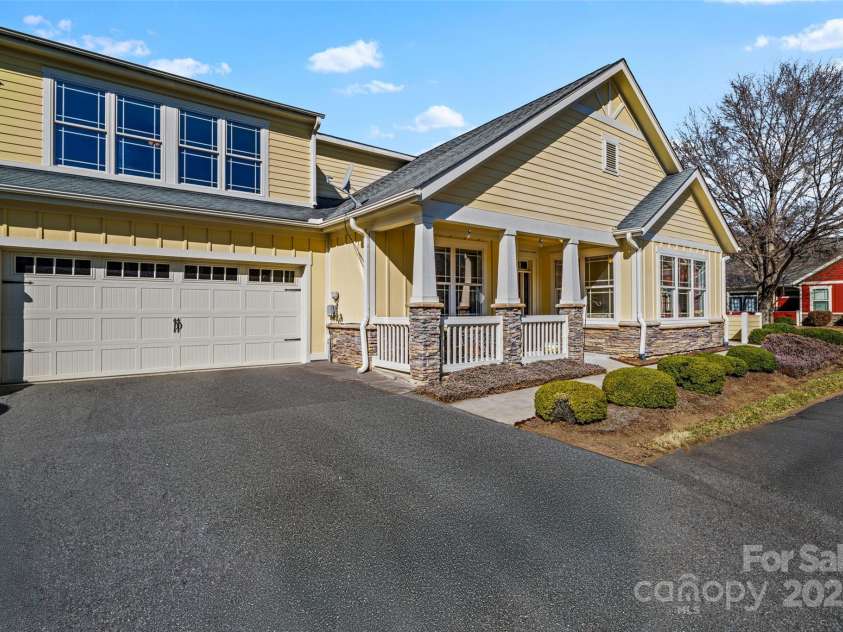 39 Westfield Way, Candler, NC 28715.  MLS# CAR4218073, YatesRealty ID 5630. 