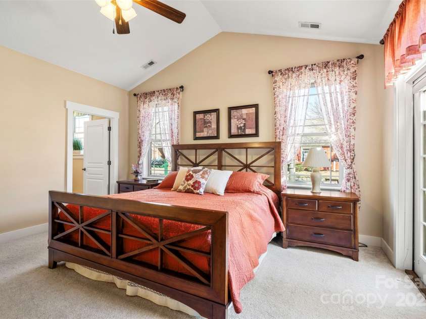 39 Westfield Way, Candler, NC 28715.  MLS# CAR4218073, YatesRealty ID 5630. 