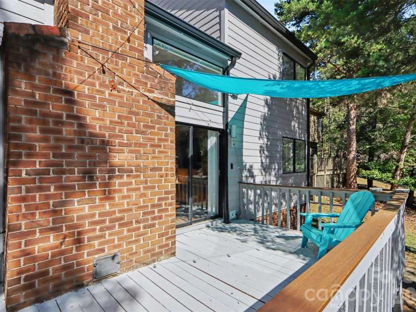 9006 St Croix Lane, Charlotte, NC 28277.  MLS# CAR4433783, YatesRealty ID 56301. 