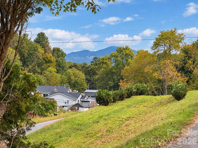 1277 Henson Cove Road, Canton, NC 28716.  MLS# CAR4432608, YatesRealty ID 56306. 
