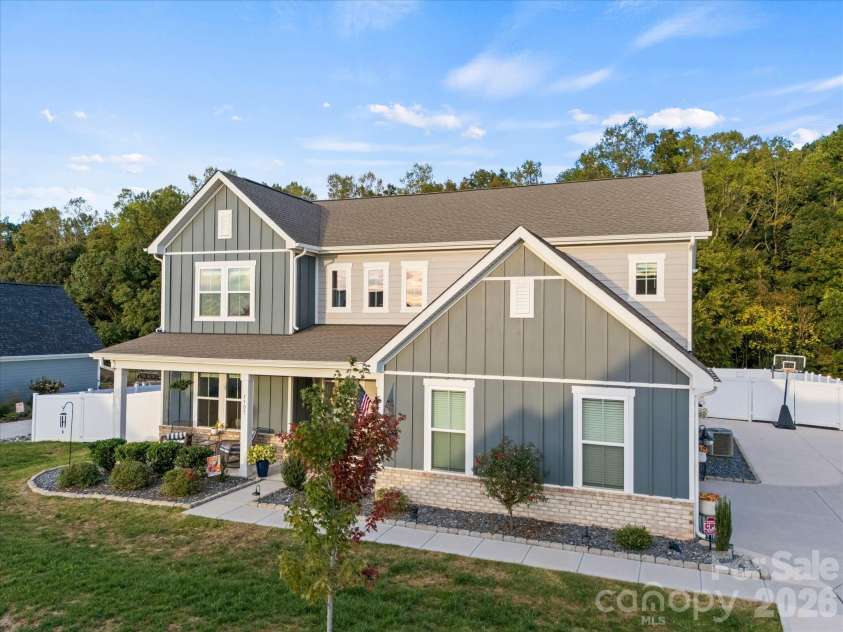 1305 Coppergate Drive, Salisbury, NC 28147.  MLS# CAR4428820, YatesRealty ID 56314. Let's make this house your home!