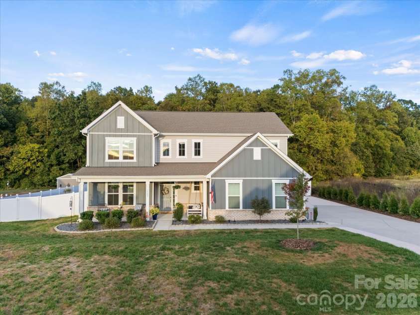 1305 Coppergate Drive, Salisbury, NC 28147.  MLS# CAR4428820, YatesRealty ID 56314. Welcome to 1305 Coppergate!