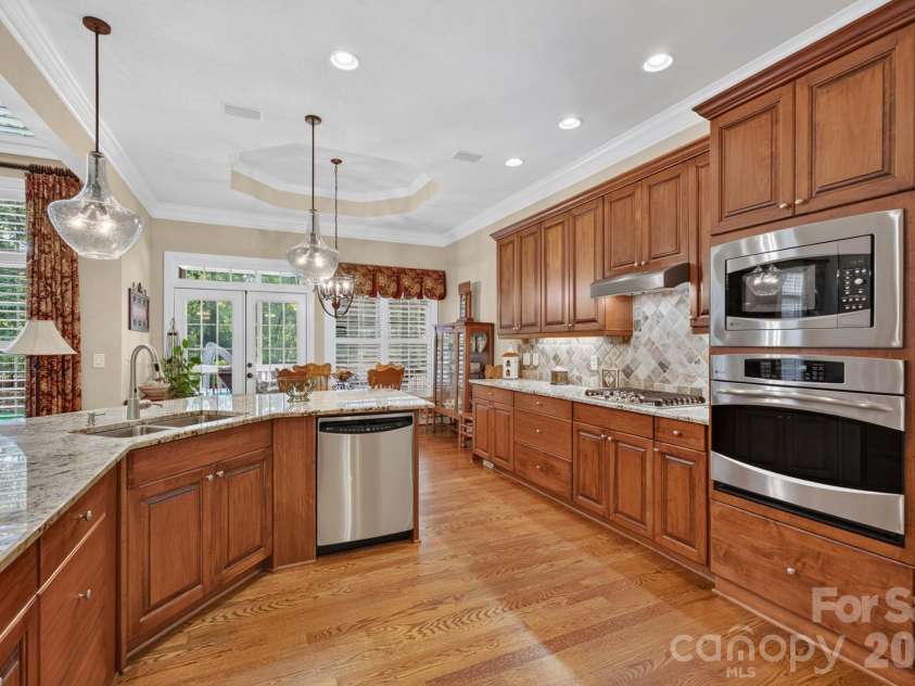 1475 Floral Road, Rock Hill, SC 29732.  MLS# CAR4430098, YatesRealty ID 56315. Kitchen