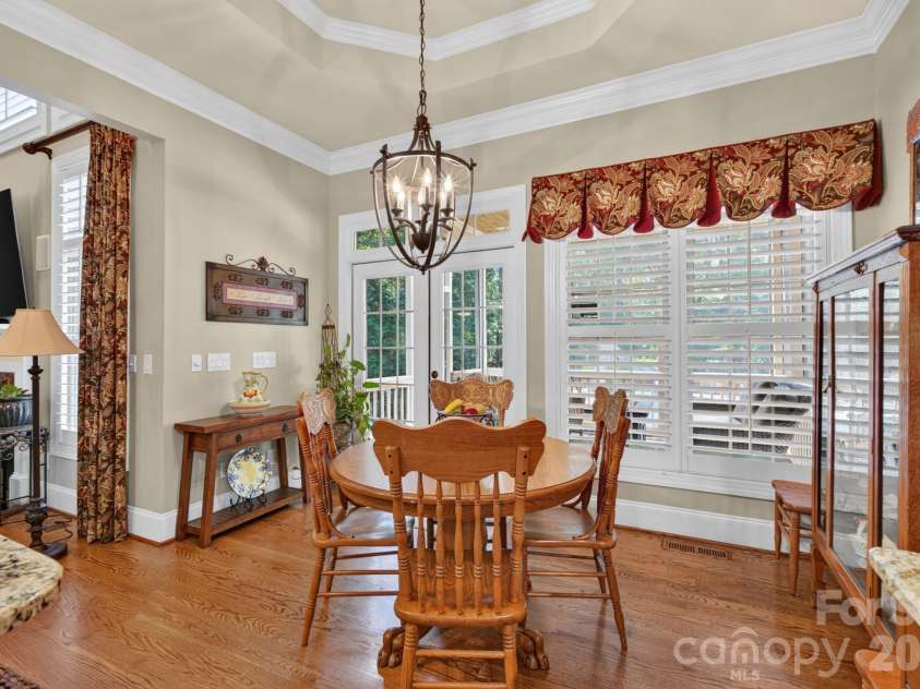 1475 Floral Road, Rock Hill, SC 29732.  MLS# CAR4430098, YatesRealty ID 56315. Kitchen - Breakfast Area