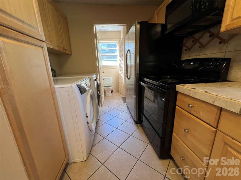 247 Seitz Drive, Forest City, NC 28043.  MLS# CAR4432561, YatesRealty ID 56316. 