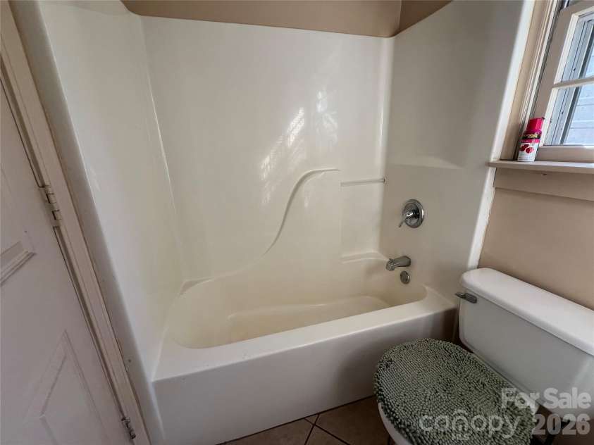 247 Seitz Drive, Forest City, NC 28043.  MLS# CAR4432561, YatesRealty ID 56316. 