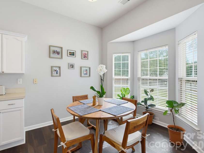 13330 Edgetree Drive, Pineville, NC 28134.  MLS# CAR4427146, YatesRealty ID 56320. 