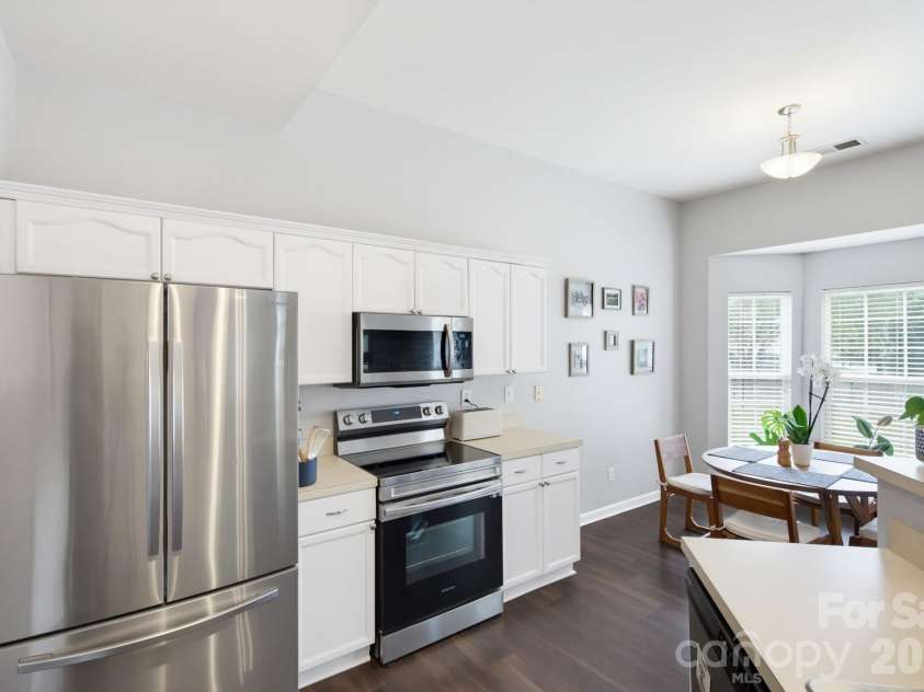 13330 Edgetree Drive, Pineville, NC 28134.  MLS# CAR4427146, YatesRealty ID 56320. 