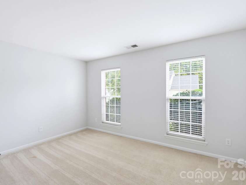 13330 Edgetree Drive, Pineville, NC 28134.  MLS# CAR4427146, YatesRealty ID 56320. 