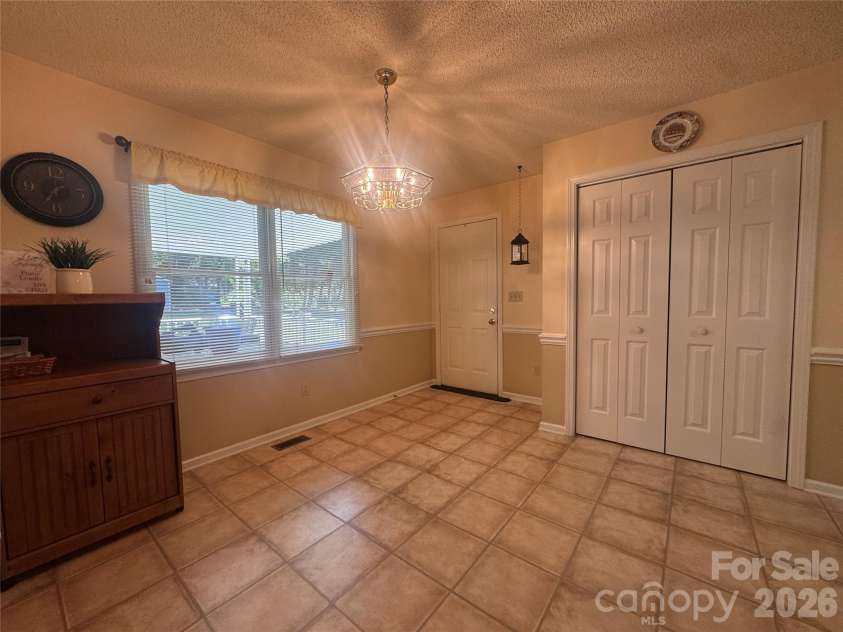 107 Tremont Drive, Salisbury, NC 28147.  MLS# CAR4432662, YatesRealty ID 56323. 