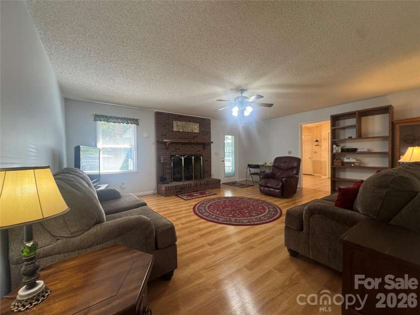 107 Tremont Drive, Salisbury, NC 28147.  MLS# CAR4432662, YatesRealty ID 56323. 