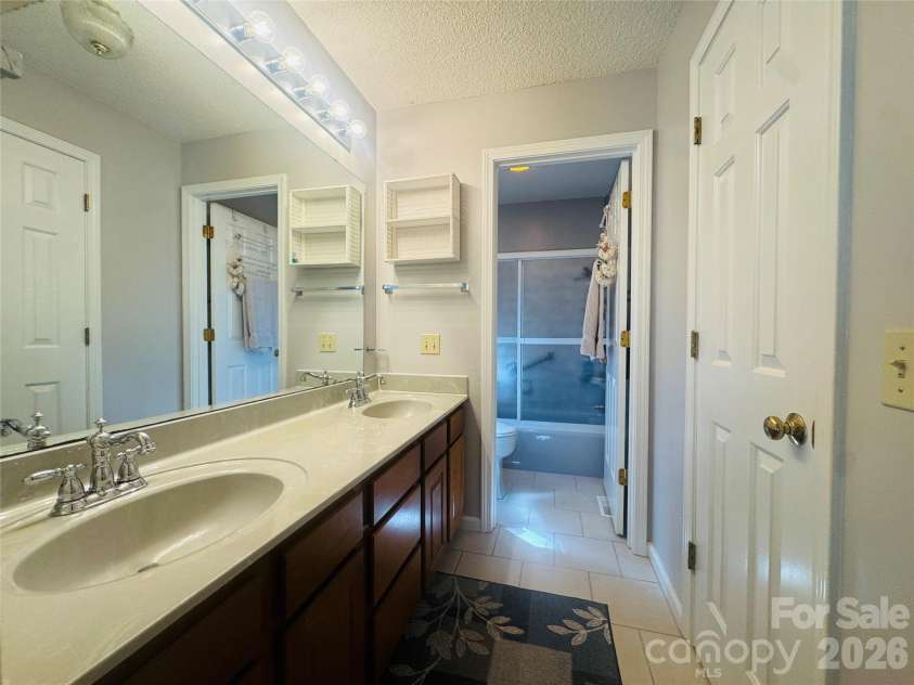 107 Tremont Drive, Salisbury, NC 28147.  MLS# CAR4432662, YatesRealty ID 56323. 