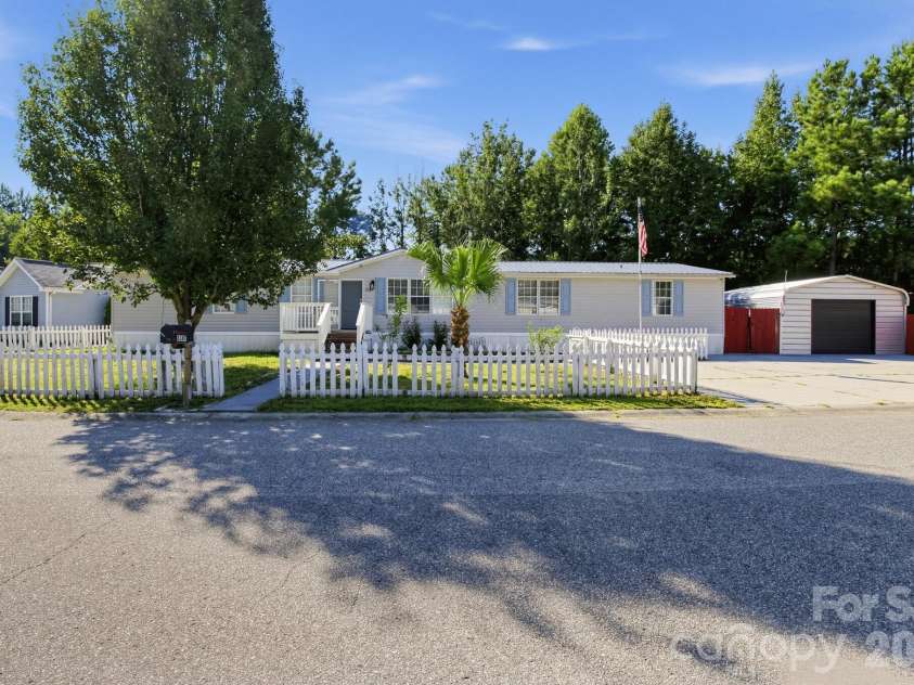 8187 Woodland Drive, Myrtle Beach, SC 29588.  MLS# CAR4430652, YatesRealty ID 56328. 