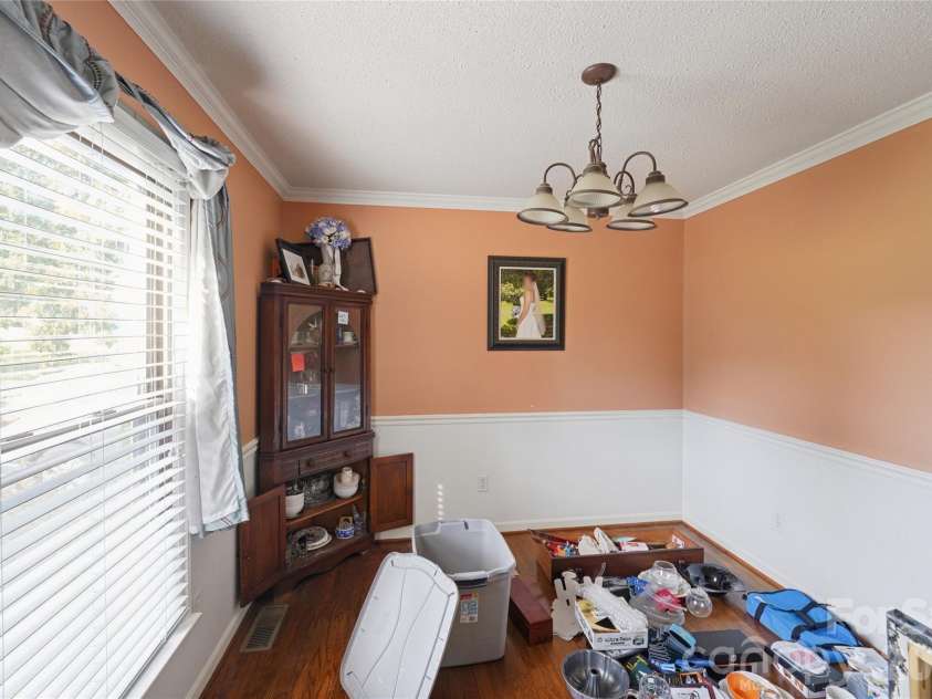 204 Hughey Drive, Gastonia, NC 28056.  MLS# CAR4431223, YatesRealty ID 56329. 