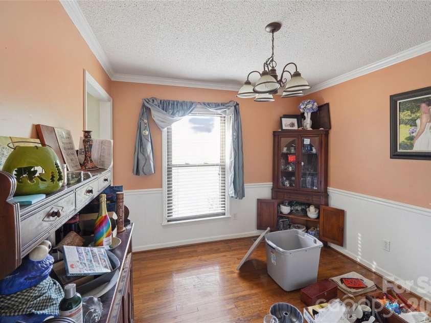 204 Hughey Drive, Gastonia, NC 28056.  MLS# CAR4431223, YatesRealty ID 56329. 