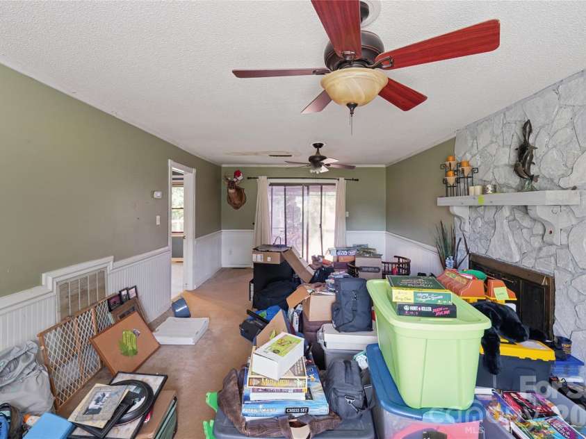 204 Hughey Drive, Gastonia, NC 28056.  MLS# CAR4431223, YatesRealty ID 56329. 