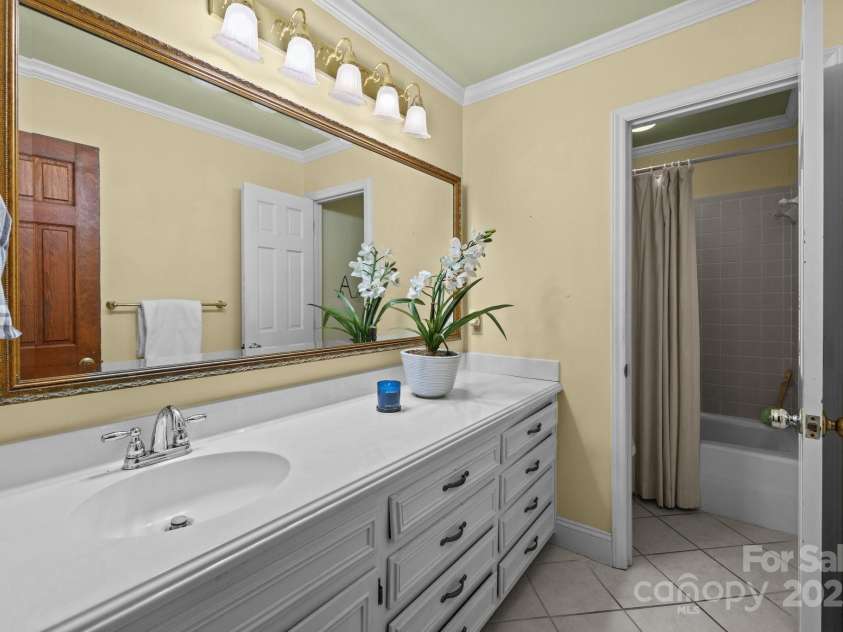 1676 Partridge Circle, Lancaster, SC 29720.  MLS# CAR4244069, YatesRealty ID 5633. 