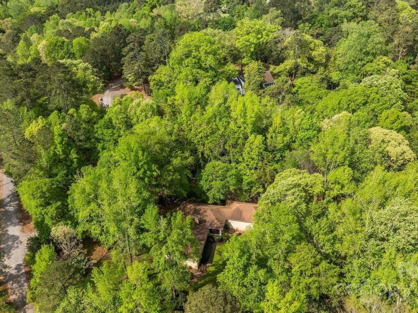1676 Partridge Circle, Lancaster, SC 29720.  MLS# CAR4244069, YatesRealty ID 5633. 