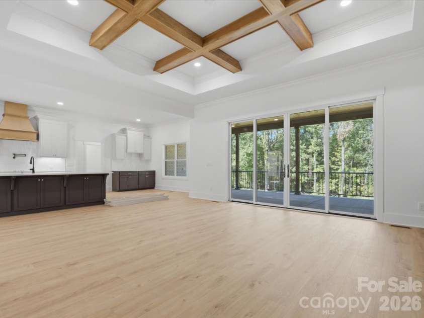 8018 Fairmont Drive, Waxhaw, NC 28173.  MLS# CAR4276331, YatesRealty ID 5633. 