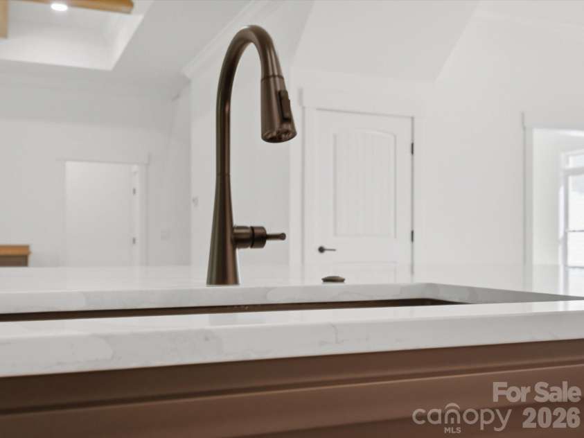 8018 Fairmont Drive, Waxhaw, NC 28173.  MLS# CAR4276331, YatesRealty ID 5633. 