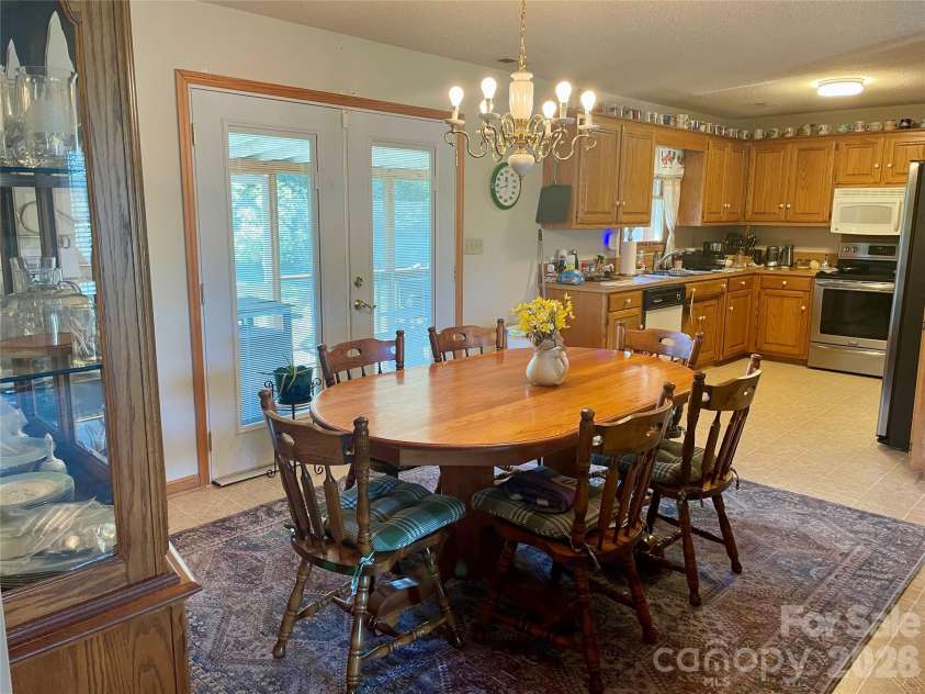 3512 Goodson Road, Maiden, NC 28650.  MLS# CAR4434010, YatesRealty ID 56331. 
