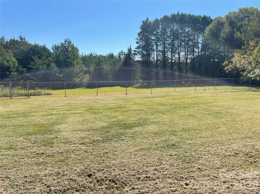 3512 Goodson Road, Maiden, NC 28650.  MLS# CAR4434010, YatesRealty ID 56331. 