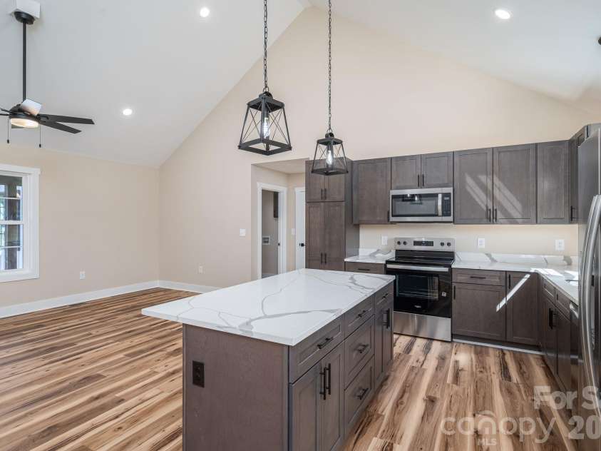 3532 Fallston Road, Shelby, NC 28150.  MLS# CAR4433792, YatesRealty ID 56339. Kitchen
