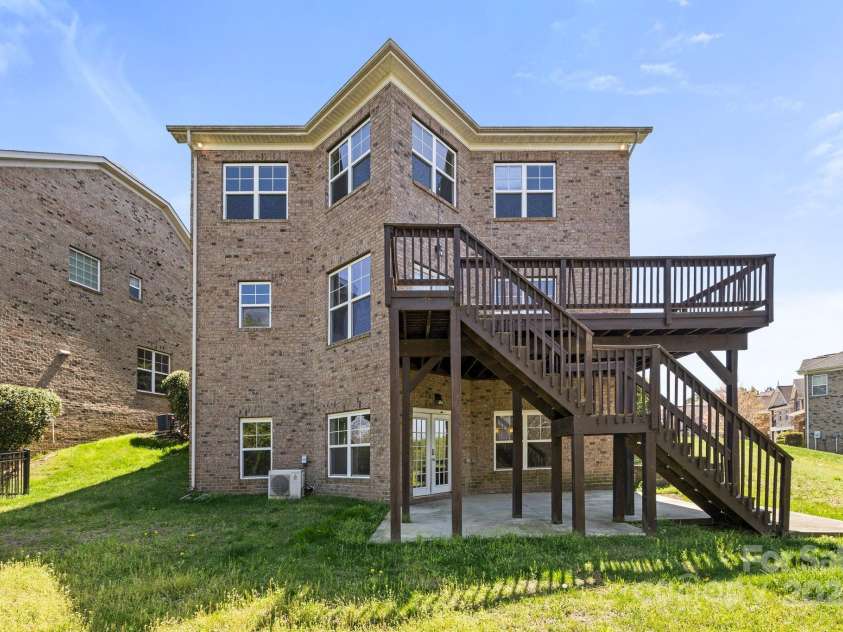 2251 Barrowcliffe Drive, Concord, NC 28027.  MLS# CAR4234536, YatesRealty ID 5634. 