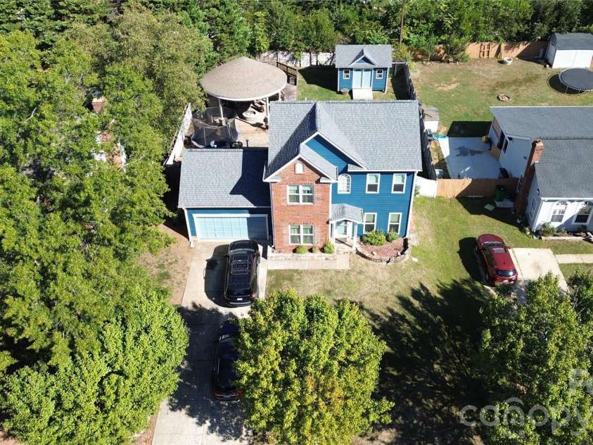 1320 Gretna Green Drive, Charlotte, NC 28217.  MLS# CAR4433954, YatesRealty ID 56345. 