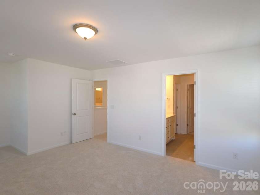 636 Willoughby Park Drive, Monroe, NC 28112.  MLS# CAR4434162, YatesRealty ID 56350. Owner's suite