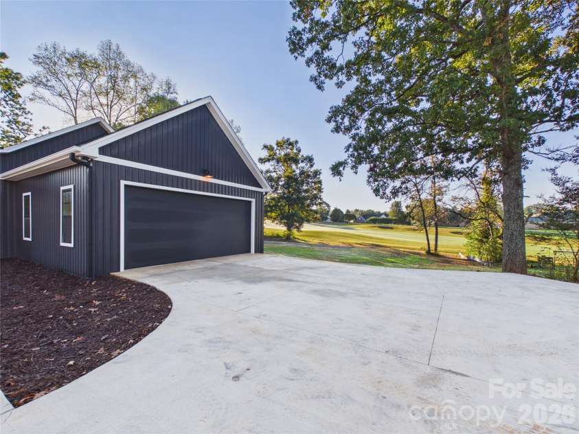 311 Falls Avenue, Granite Falls, NC 28630.  MLS# CAR4434064, YatesRealty ID 56352. 