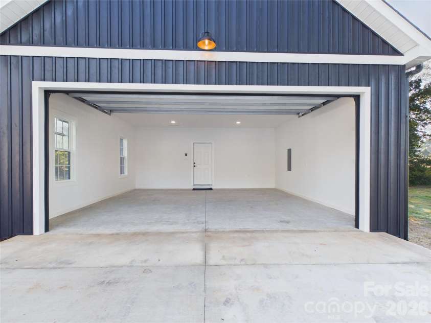311 Falls Avenue, Granite Falls, NC 28630.  MLS# CAR4434064, YatesRealty ID 56352. 