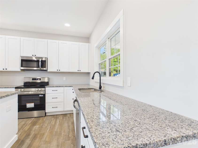 311 Falls Avenue, Granite Falls, NC 28630.  MLS# CAR4434064, YatesRealty ID 56352. 