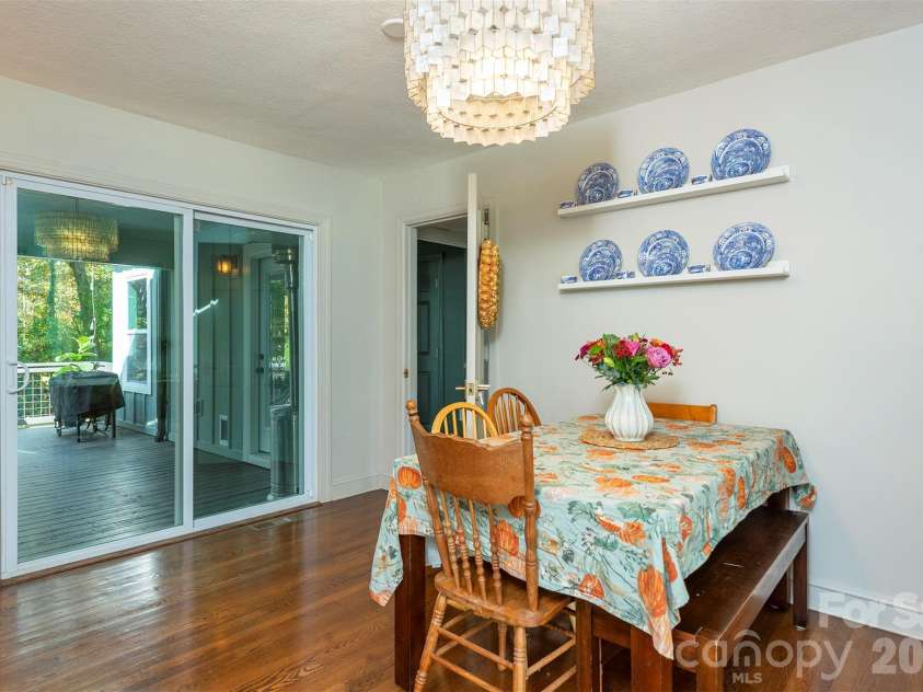420 Old Haw Creek Road, Asheville, NC 28805.  MLS# CAR4433205, YatesRealty ID 56355. 