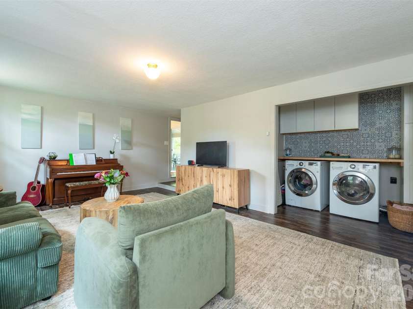 420 Old Haw Creek Road, Asheville, NC 28805.  MLS# CAR4433205, YatesRealty ID 56355. 