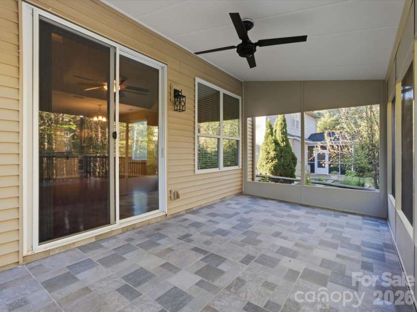 15110 Reminisce Lane, Charlotte, NC 28278.  MLS# CAR4434079, YatesRealty ID 56357. 
