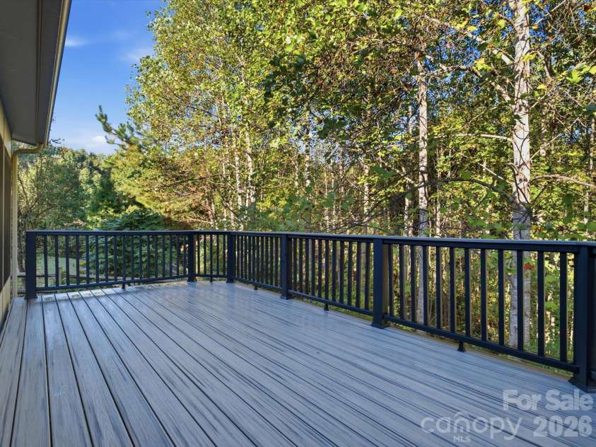 15110 Reminisce Lane, Charlotte, NC 28278.  MLS# CAR4434079, YatesRealty ID 56357. 