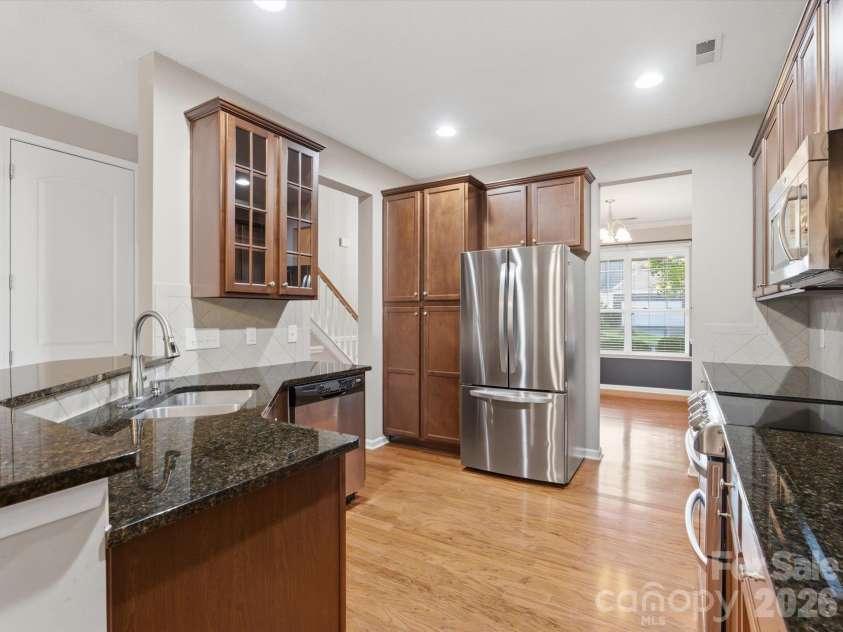 15110 Reminisce Lane, Charlotte, NC 28278.  MLS# CAR4434079, YatesRealty ID 56357. 