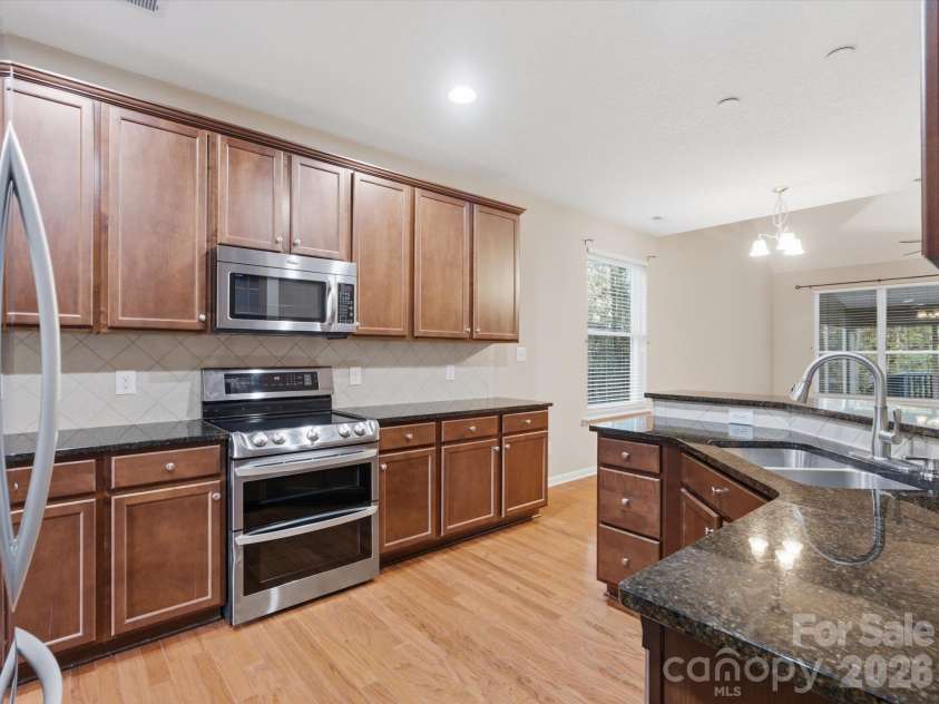 15110 Reminisce Lane, Charlotte, NC 28278.  MLS# CAR4434079, YatesRealty ID 56357. 