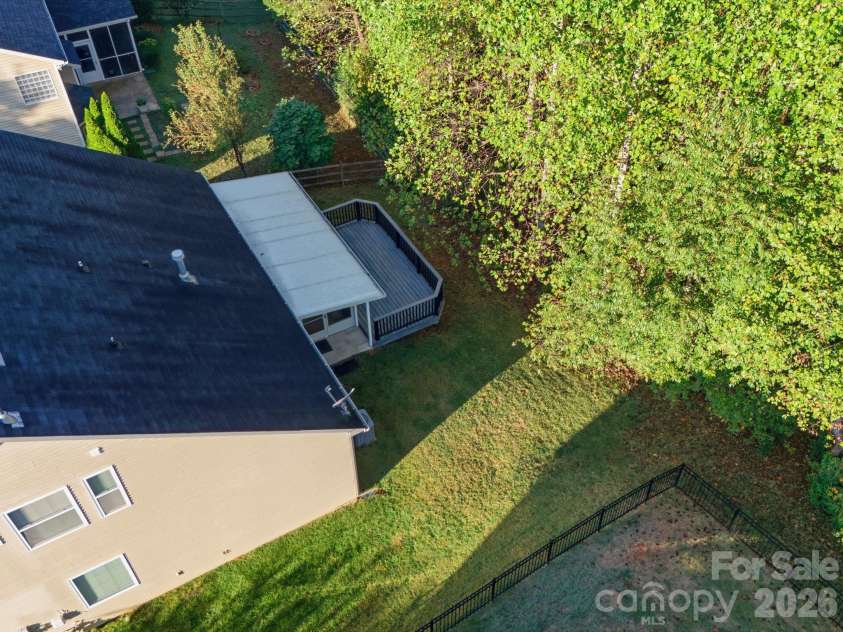 15110 Reminisce Lane, Charlotte, NC 28278.  MLS# CAR4434079, YatesRealty ID 56357. 