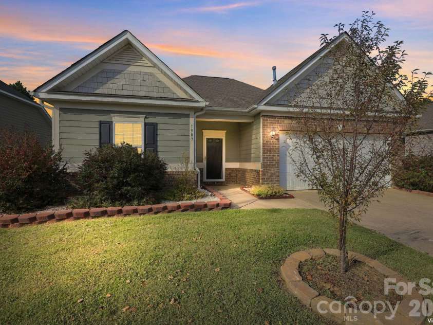 1507 Troon Drive, Salisbury, NC 28144.  MLS# CAR4434208, YatesRealty ID 56358. 