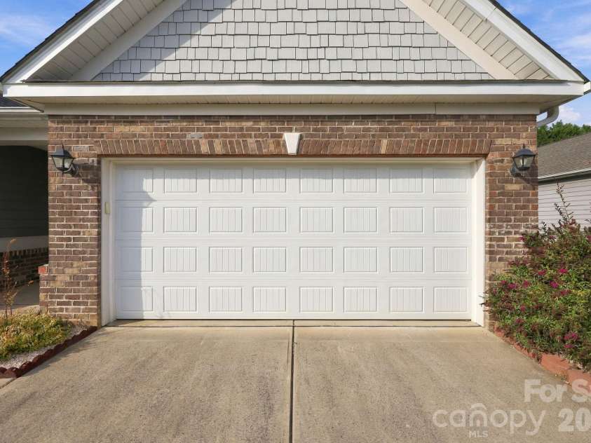 1507 Troon Drive, Salisbury, NC 28144.  MLS# CAR4434208, YatesRealty ID 56358. Attached Garage