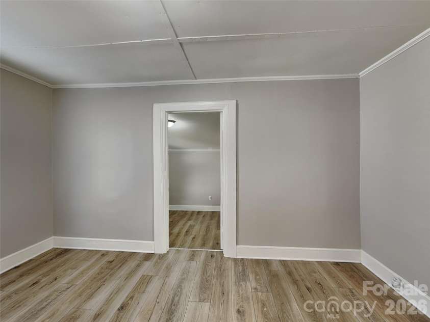 404 Mills Avenue, Mooresville, NC 28115.  MLS# CAR4434204, YatesRealty ID 56359. 
