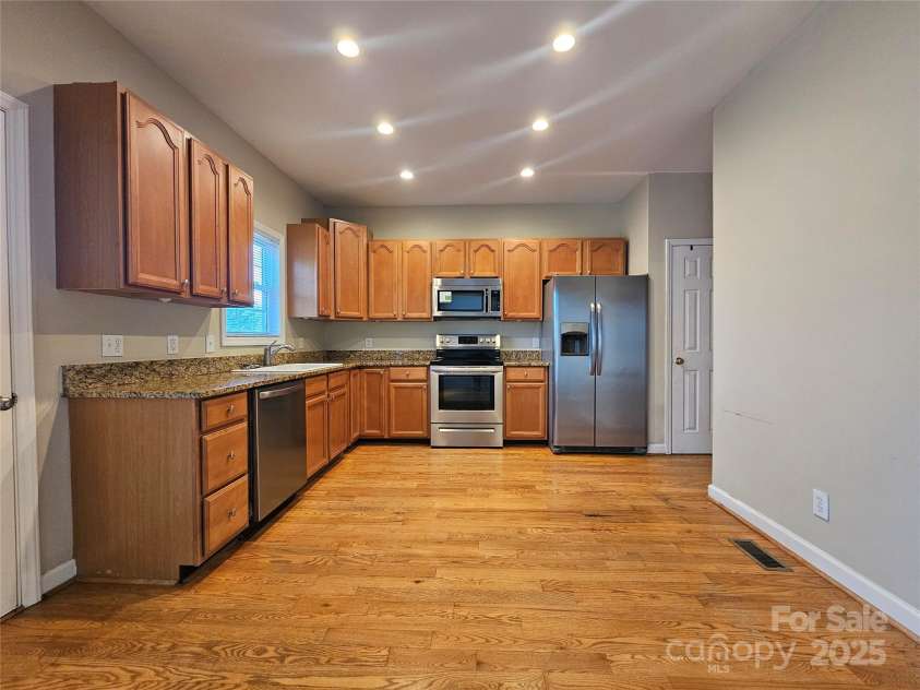 159 Gibbs Road, Mooresville, NC 28117.  MLS# CAR4223801, YatesRealty ID 5636. 