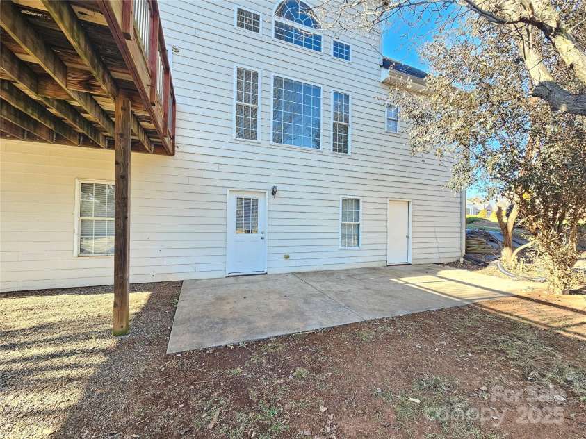 159 Gibbs Road, Mooresville, NC 28117.  MLS# CAR4223801, YatesRealty ID 5636. 