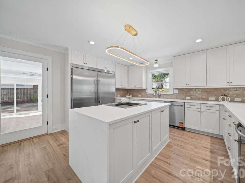 7301 Pine Lake Lane, Mint Hill, NC 28227.  MLS# CAR4434053, YatesRealty ID 56360. 