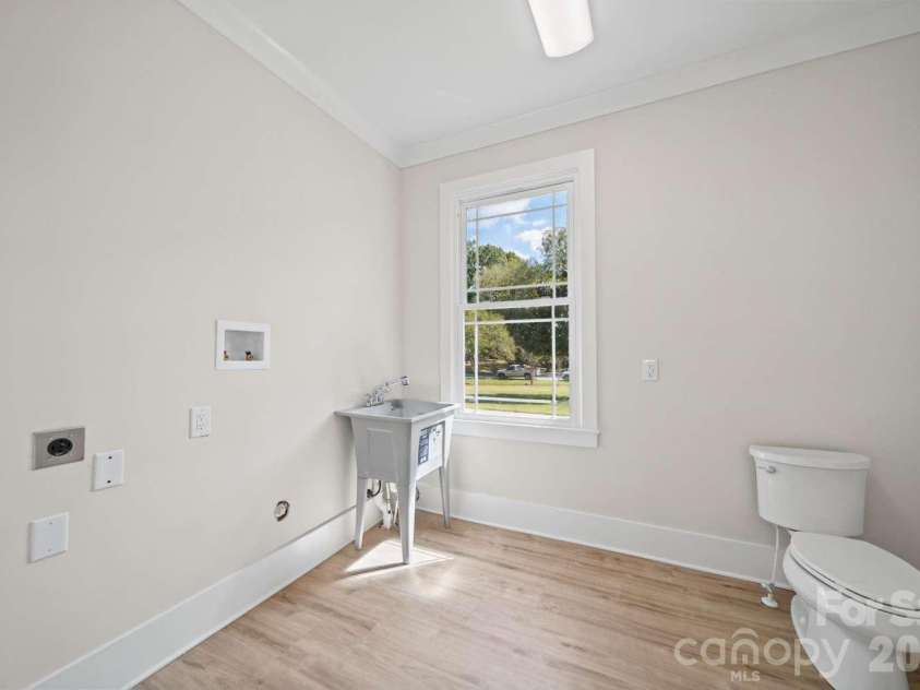 7301 Pine Lake Lane, Mint Hill, NC 28227.  MLS# CAR4434053, YatesRealty ID 56360. 