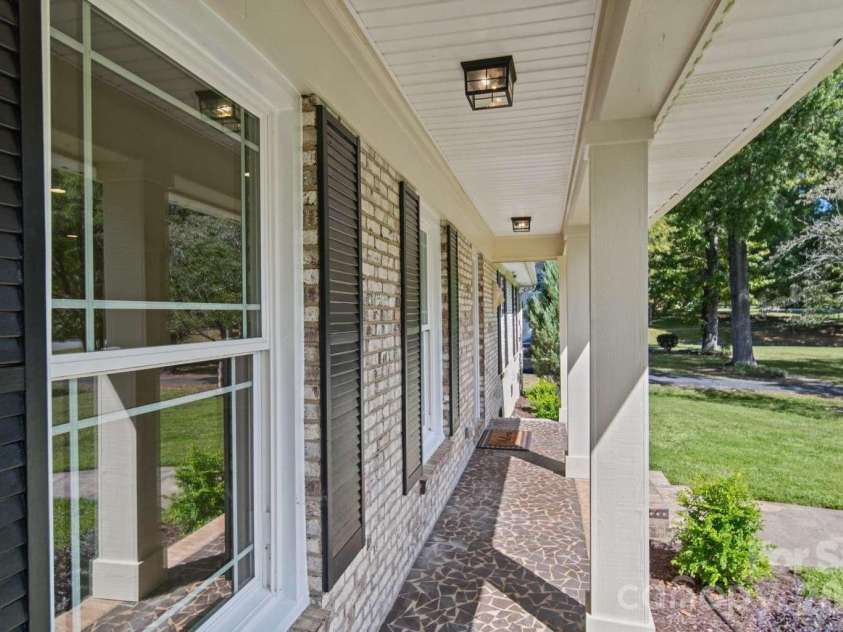 7301 Pine Lake Lane, Mint Hill, NC 28227.  MLS# CAR4434053, YatesRealty ID 56360. 