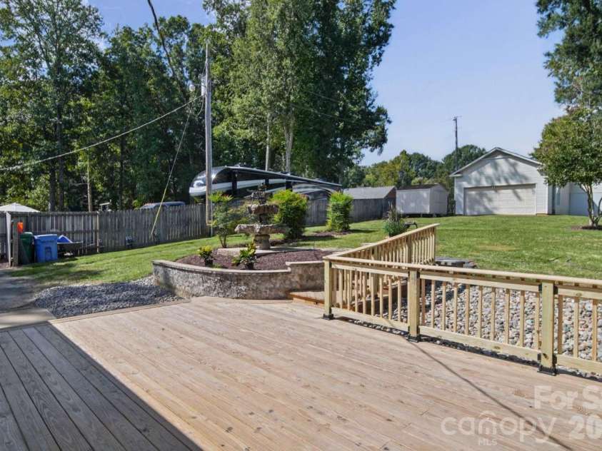 7301 Pine Lake Lane, Mint Hill, NC 28227.  MLS# CAR4434053, YatesRealty ID 56360. 