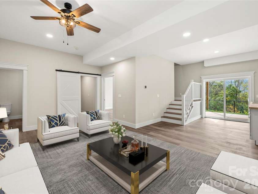 9 Nellie Bell Lane, Swannanoa, NC 28778.  MLS# CAR4411814, YatesRealty ID 56361. 